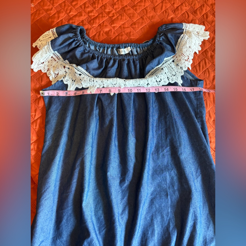 🚨4/$20 Sale!🚨 Blue B&G Off-Shoulder Dress with White Lace Trim Size small - Picture 4 of 7
